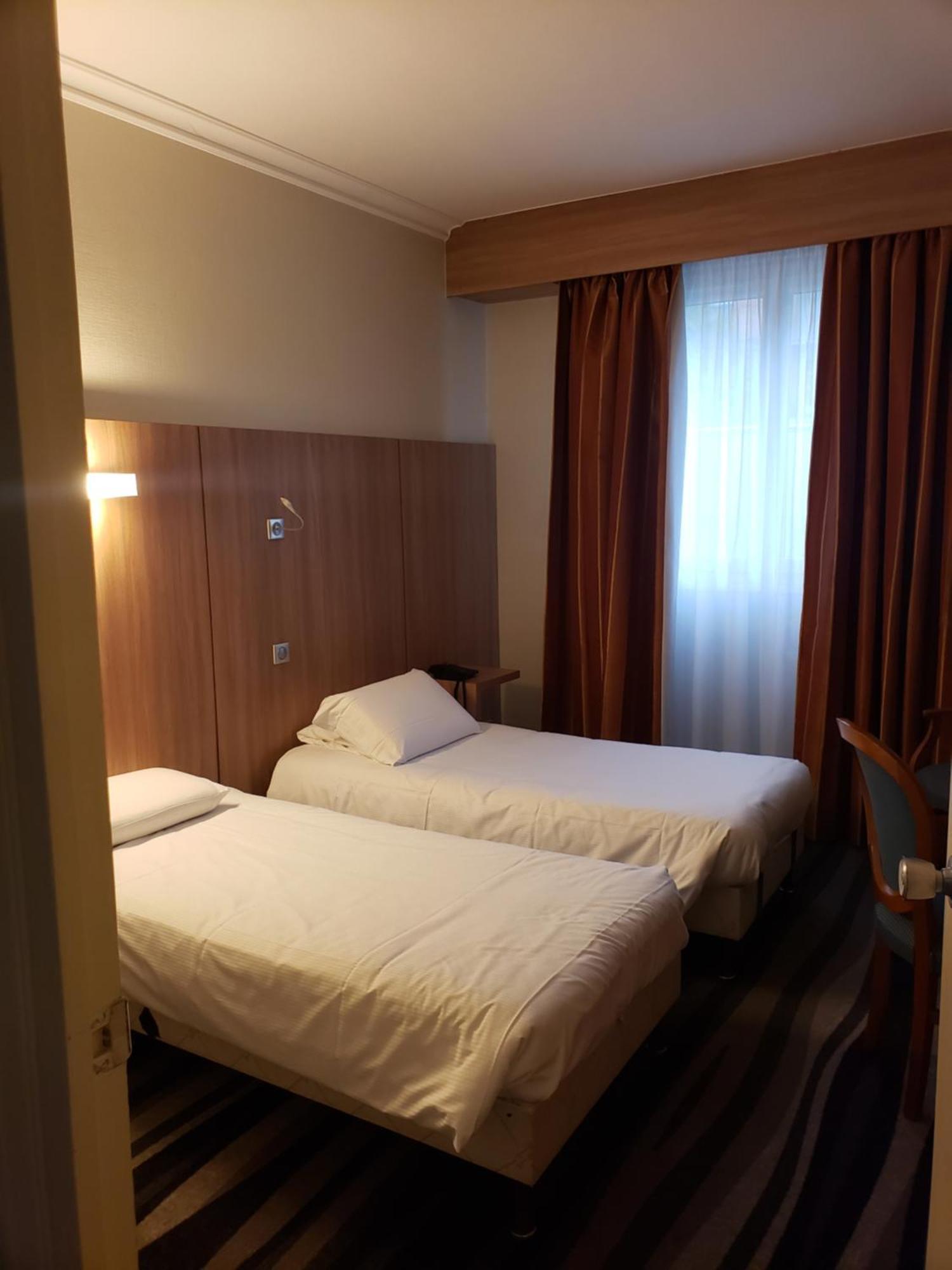 Kyriad Hotel Tours Centre Eksteriør bilde