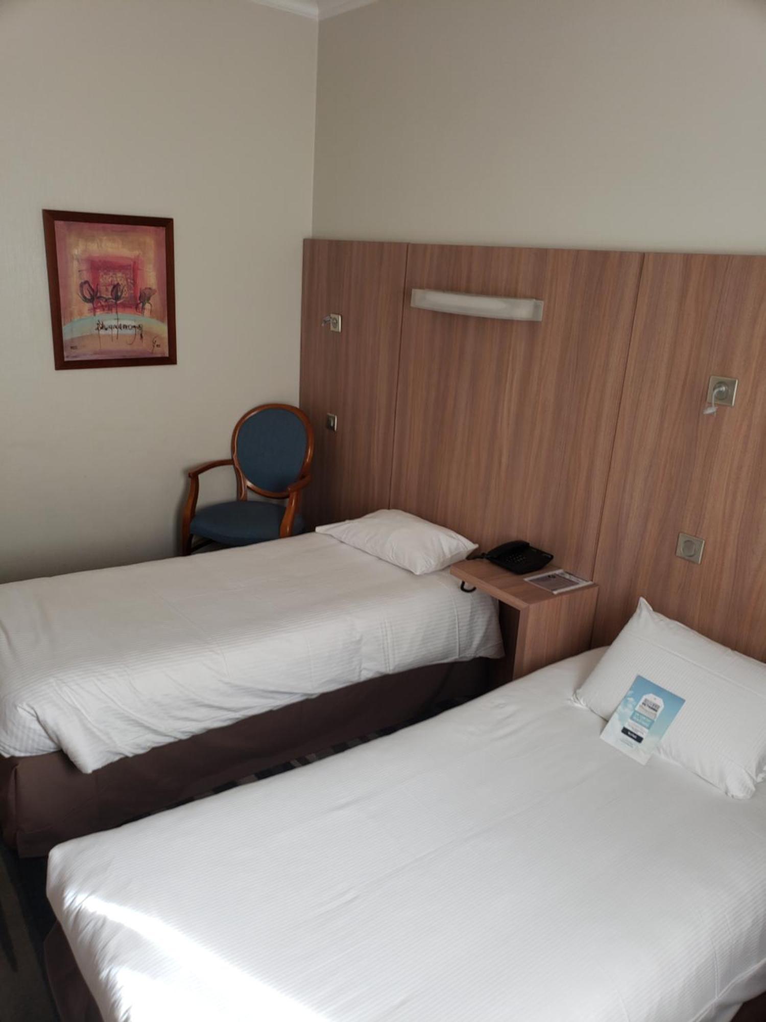 Kyriad Hotel Tours Centre Eksteriør bilde