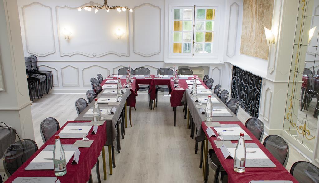 Kyriad Hotel Tours Centre Eksteriør bilde